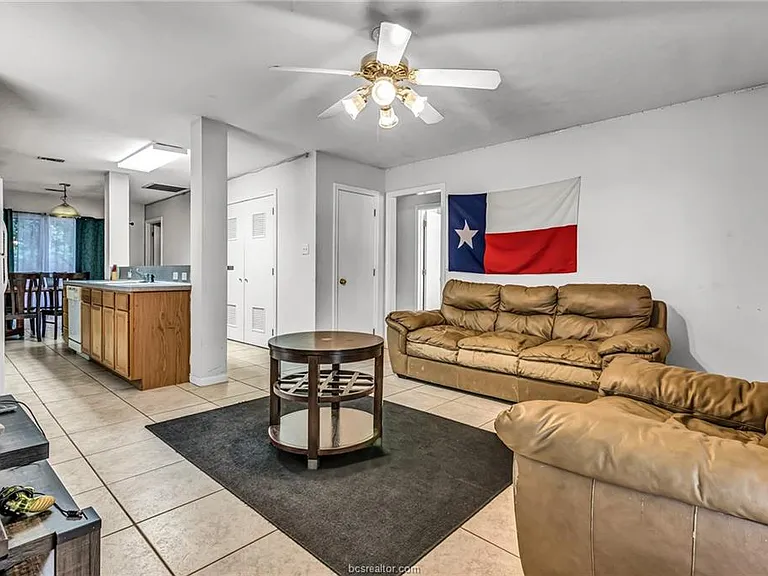 2411 Pintail Loop — Photo 10