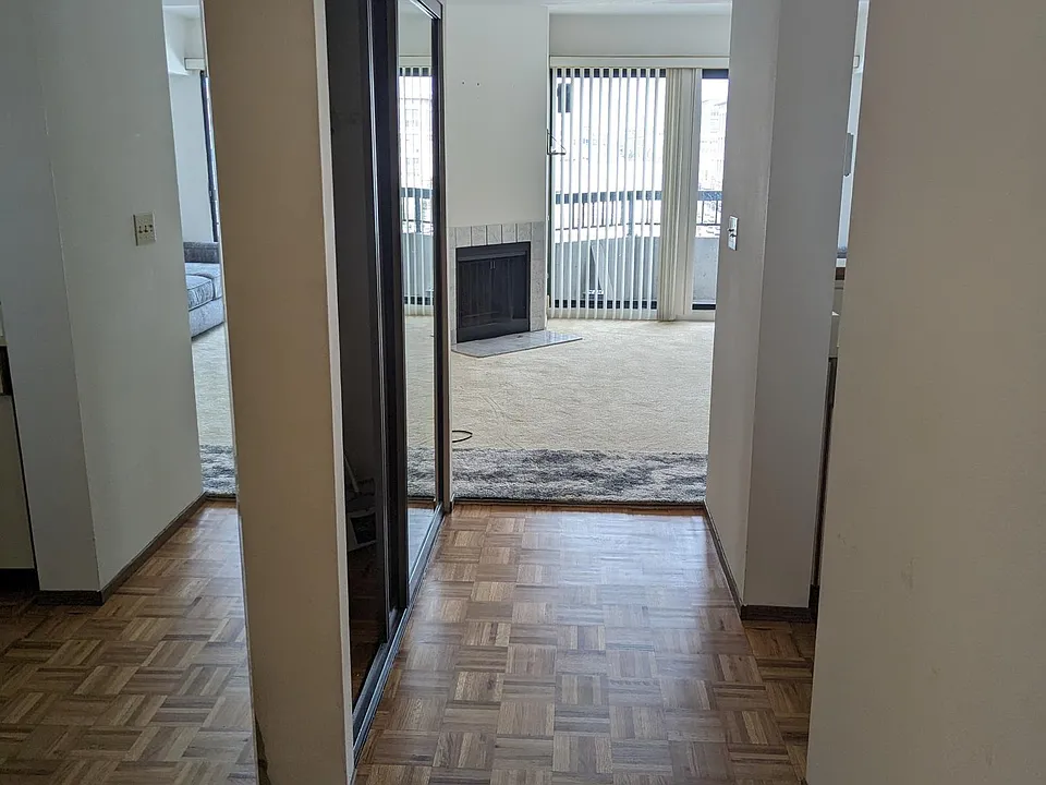 601 Van Ness Ave #1111