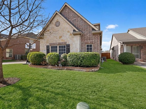 2nd image of 7625 Ridgedale Ct