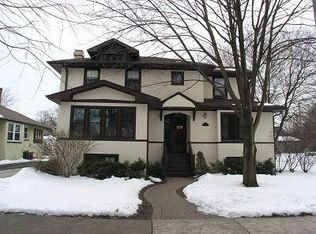 125 N Park Rd, La Grange, IL 60525