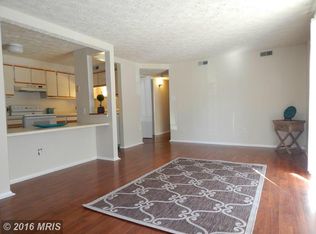 8036 Abbey Ct APT F, Pasadena, MD 21122