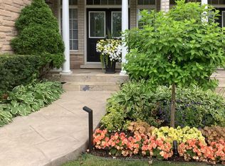 463 Crossing Bridge Pl, Aurora, ON