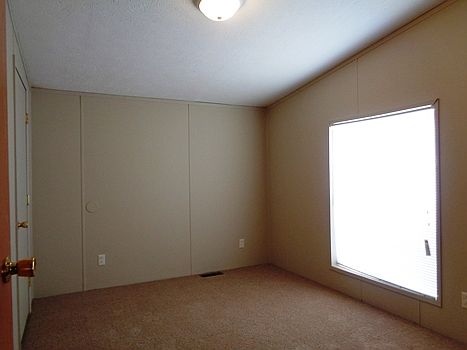 5th image of 58622 Meadow Creek Blvd