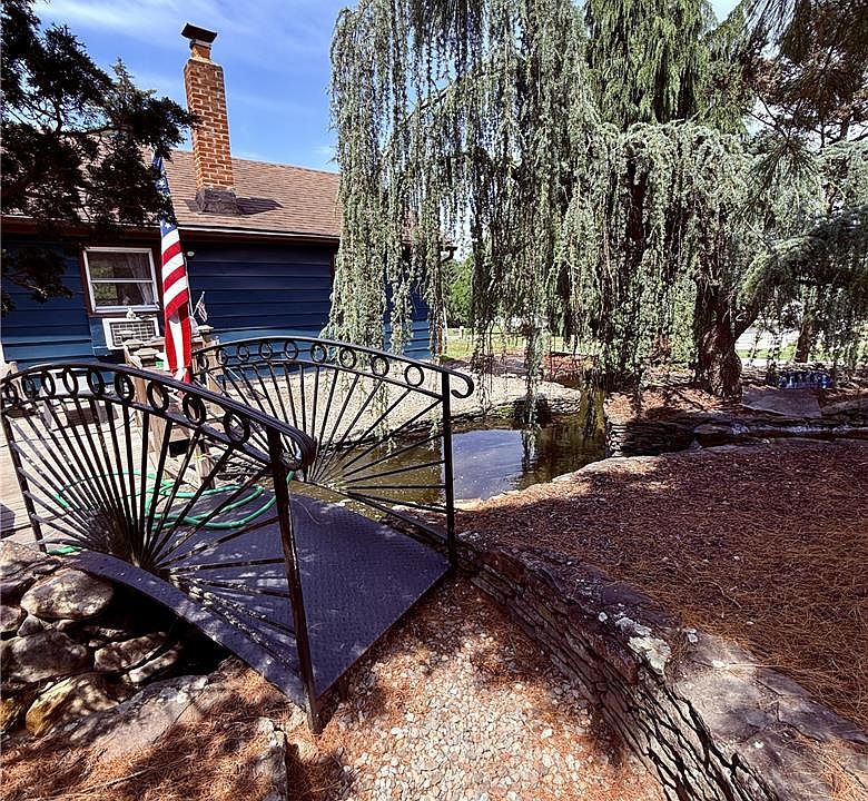 1st image of 1988 Herbert Ave