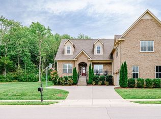 905 Redstone Ln, Nolensville, TN 37135