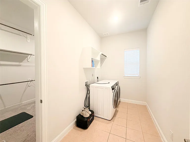 6610 Lake Oasis Dr — Photo 25