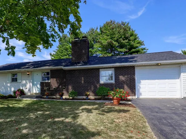 125 School Ln, Elizabethtown, PA 17022