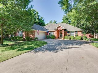 8811 Ravenswood Rd, Granbury, TX 76049