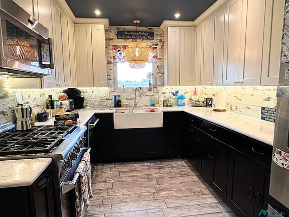 4th image of 1406 W Jackson Ave