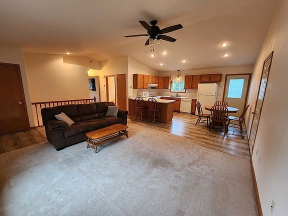 5th image of 1220 Pasque Cir