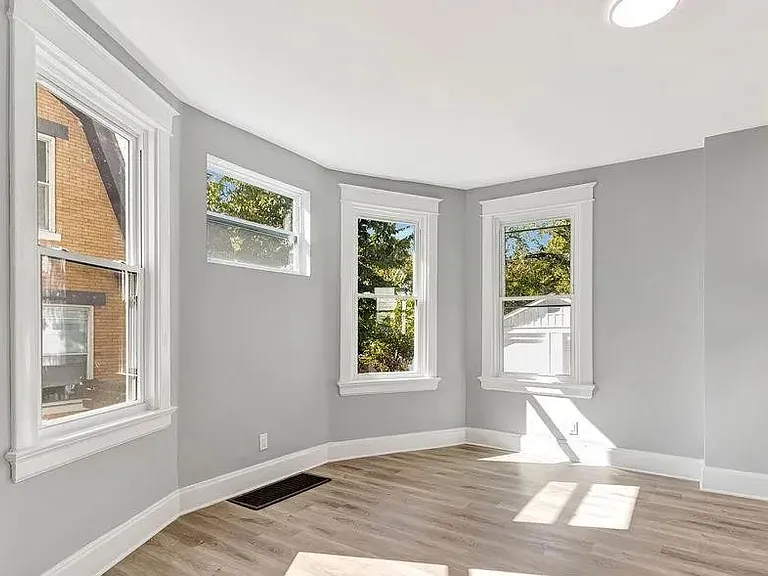 919 Sunset Ave — Photo 12