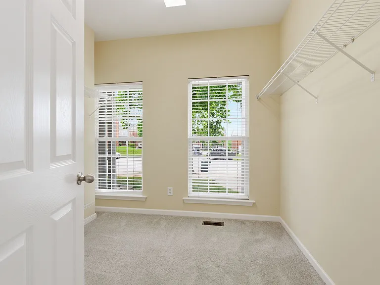 3208 Calder Ct — Photo 14