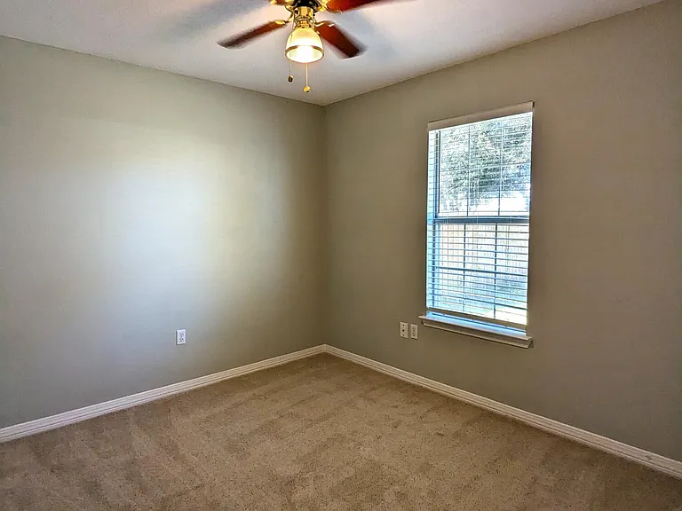 517 Rush Park Cir — Photo 20