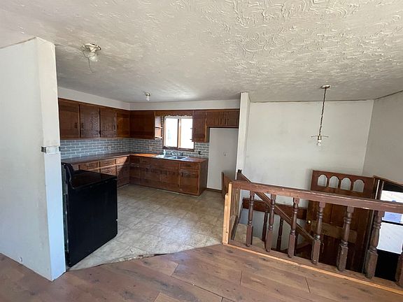 5th image of 6873 Allen Rd