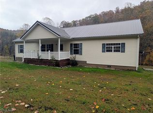 98 Trace Rd, Newton, WV 25266