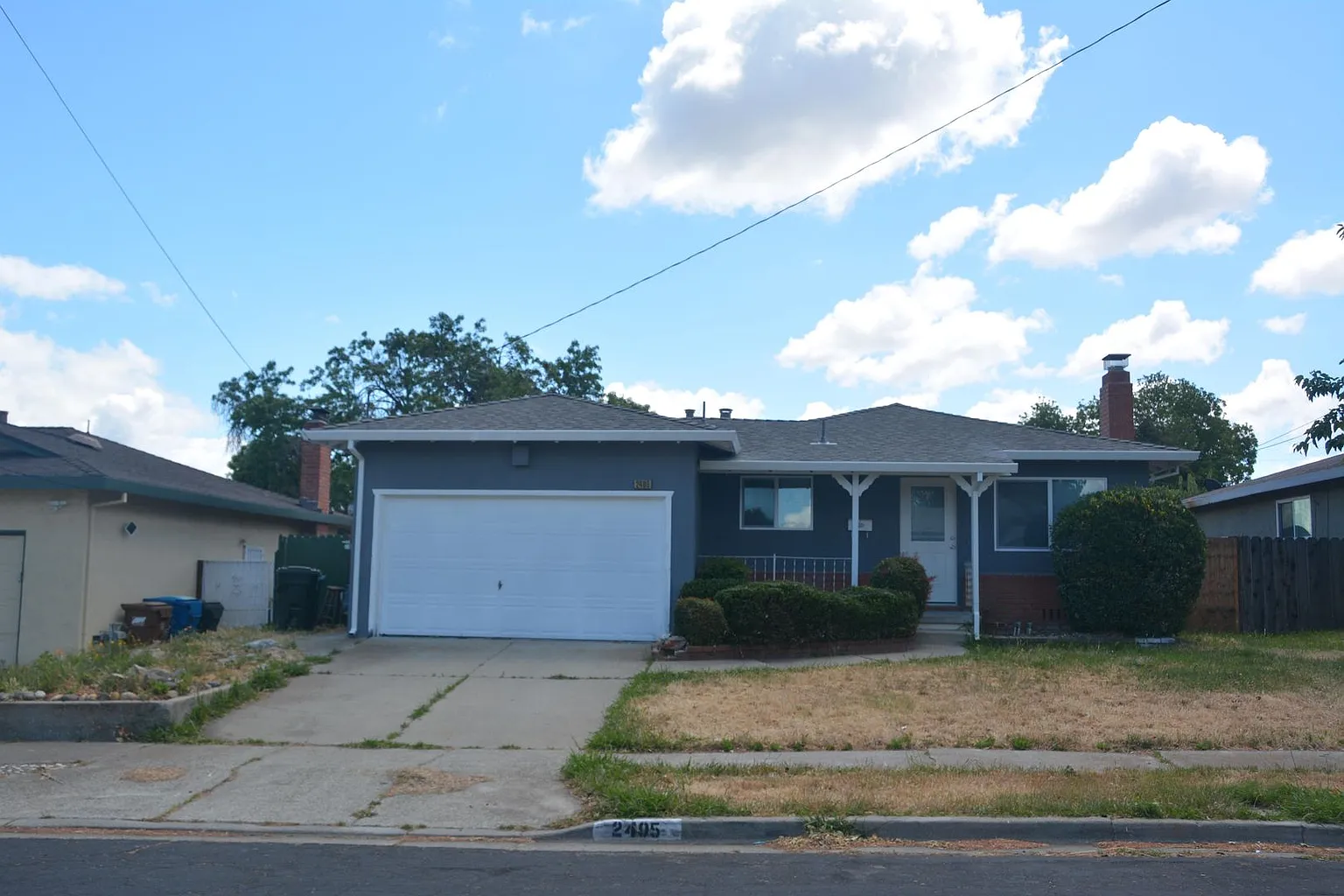 2405 Kennedy Way photo 1