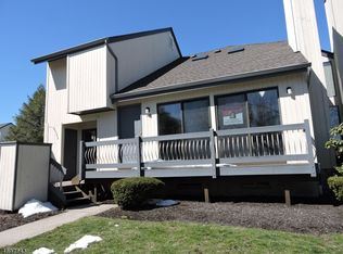 185 Locust Ln, Basking Ridge, NJ 07920