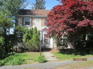 30 Leslie Rd, Newton, MA 02466