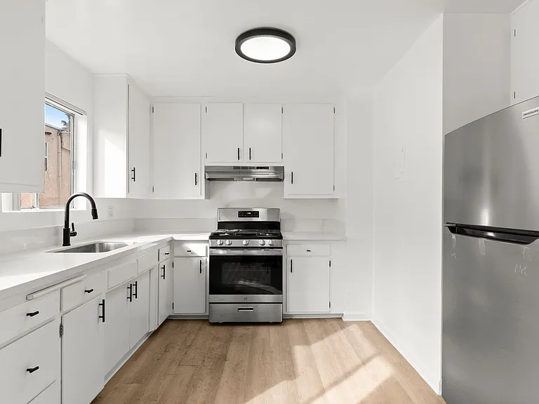 20404 Cohasset — Photo 13