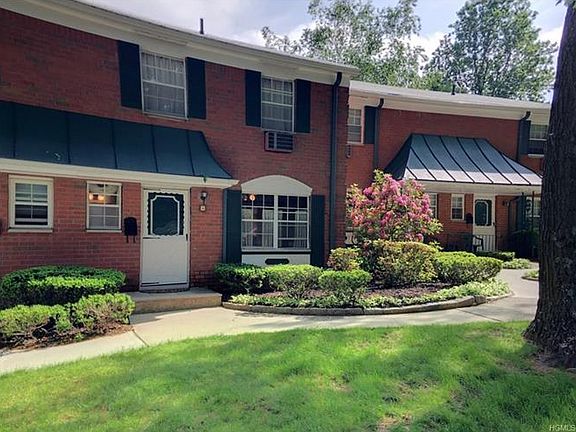 2nd image of 4 Salem Ct