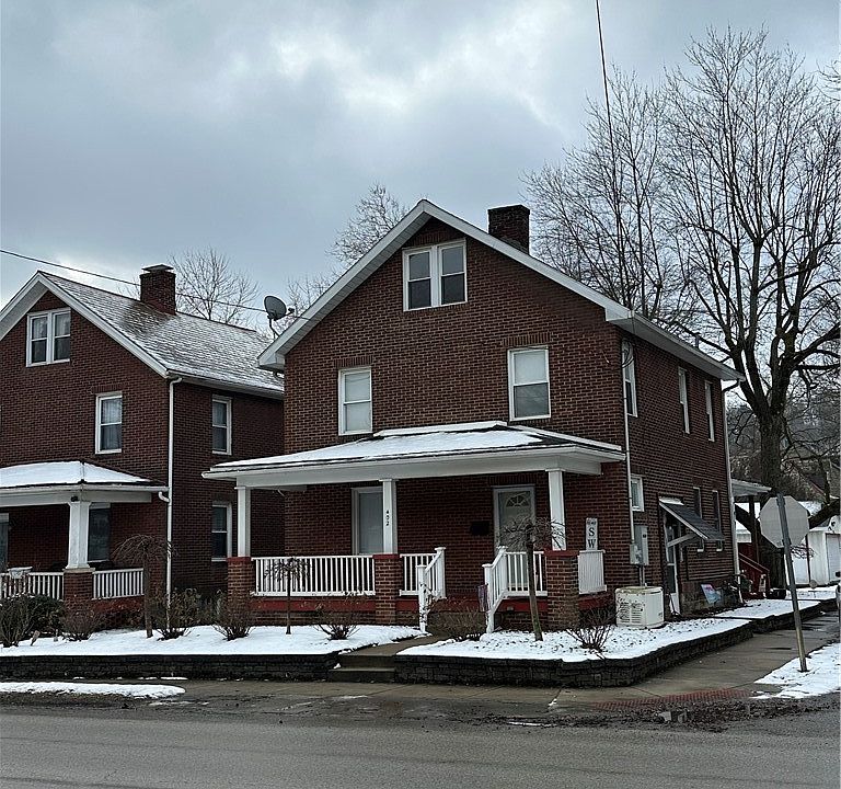 1st image of 402 E Lincoln Way