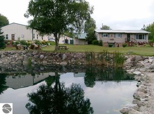 6938 S Snyder Rd SW, Fife Lake, MI 49633