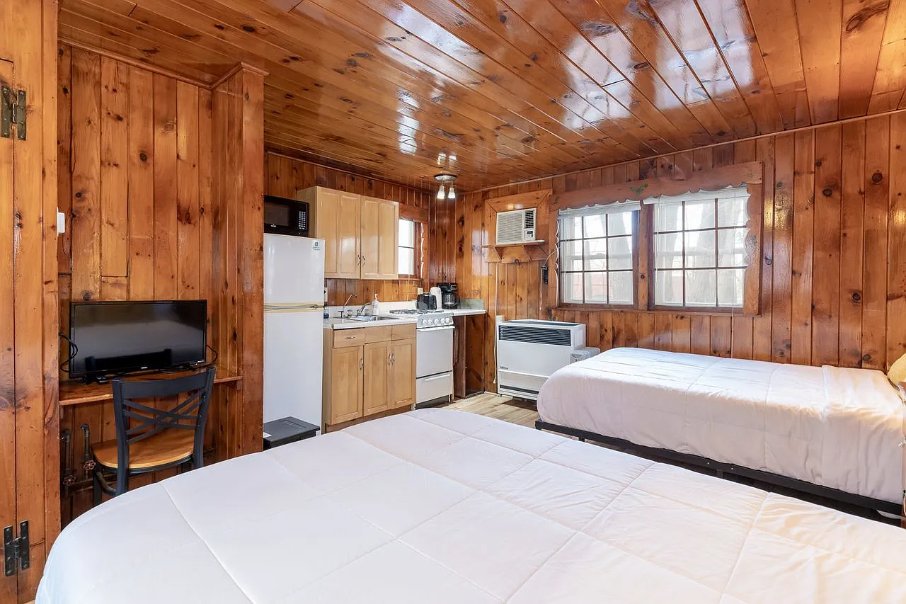 Studio, 500 sqft, $1,400 — Photo 2