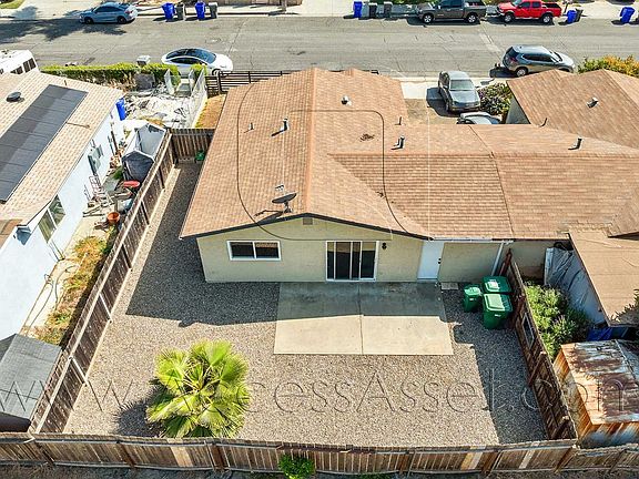 3rd image of 4628 Calle Del Palo