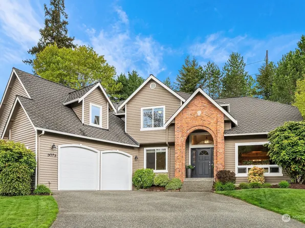 5025 165th Place SE, Bellevue, WA 98006