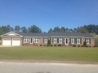 1403 E Roosevelt St, Dillon, SC 29536