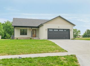 912 Horizon St, Burlington, IA 52601