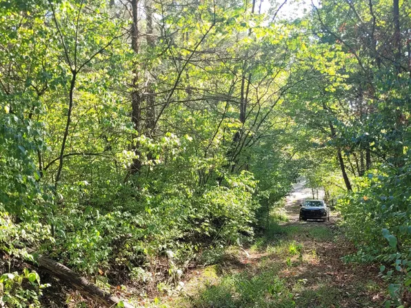 9-11 Twelve Glen Dr, Corinth, KY 41010