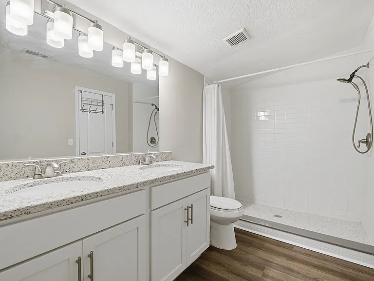 509 Murray Dr — Photo 22
