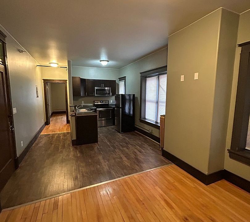 1st image of 429 W Park St #203