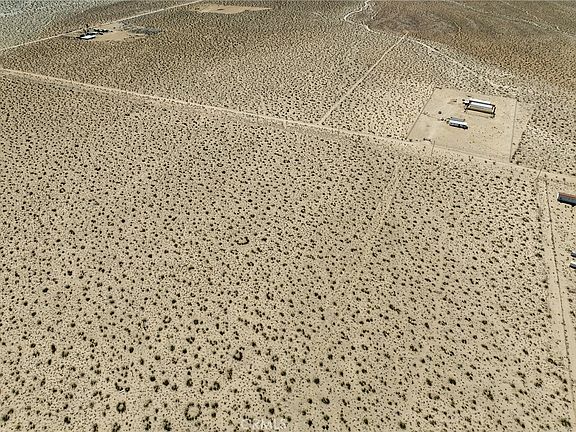 3rd image of 767 Foothill Rd