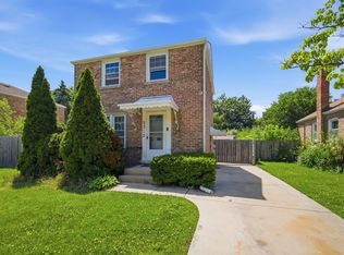 2312 S 14th Ave, Broadview, IL 60155