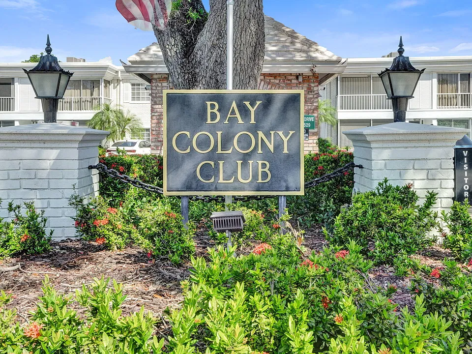 6469 Bay Club Dr #3