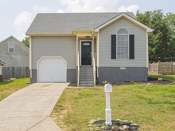 2nd image of 321 Cedar Park Cir
