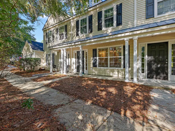 1015 Island View Ct, Charleston, SC 29492