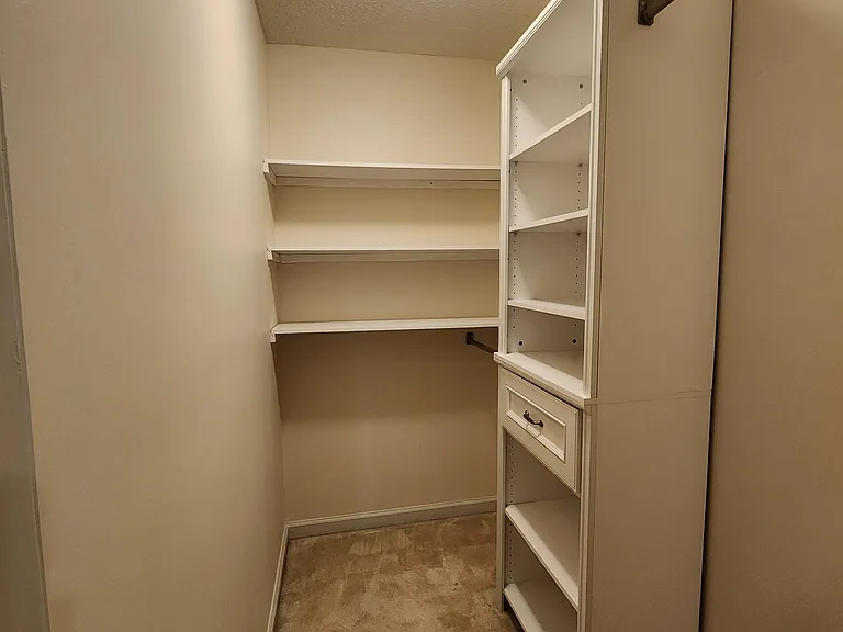 1459 Down River Dr — Photo 15