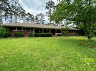 1461 Kennedy Rd, Tifton, GA 31794