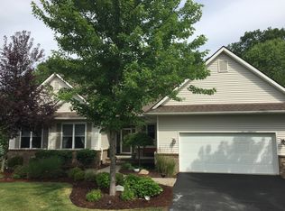 5552 Point Pelee Ct, Whitmore Lake, MI 48189