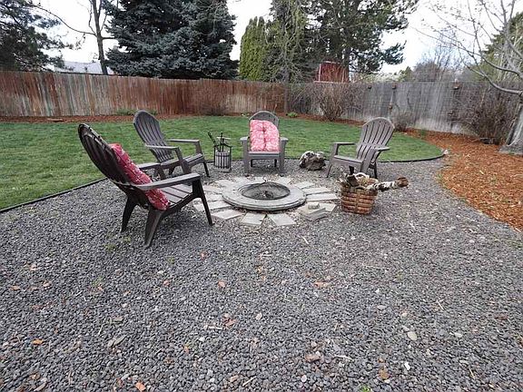 2nd image of 1112 S Newer Ct
