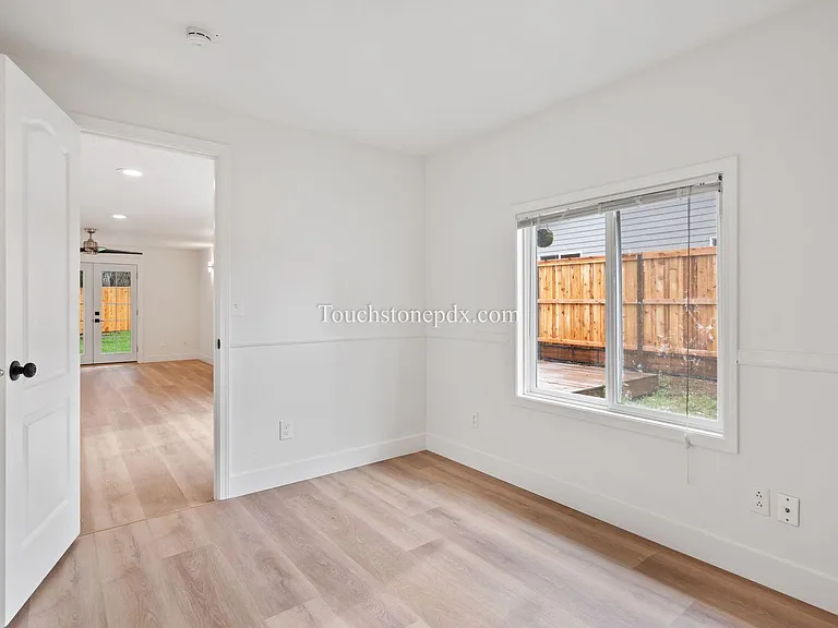 20160 Quinalt Dr — Photo 26