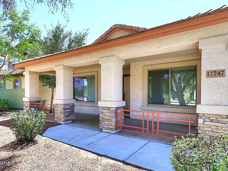 17747 W Eugene Ter — Photo 3