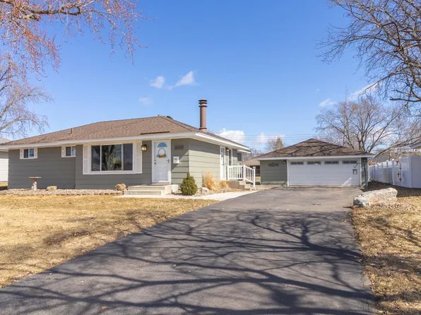 10025 Columbus Ave S, Bloomington, MN 55420