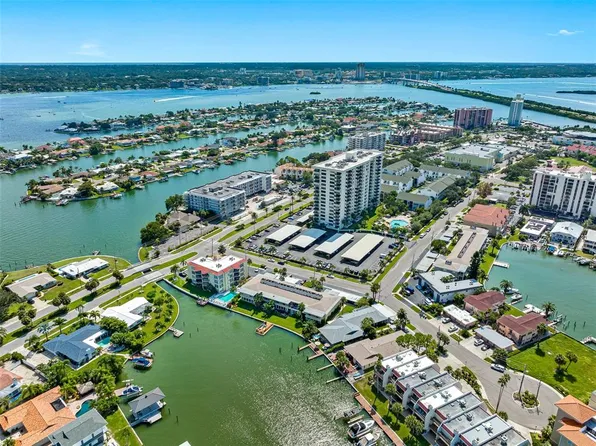 270 Skiff Poin #A5, Clearwater Beach, FL 33767