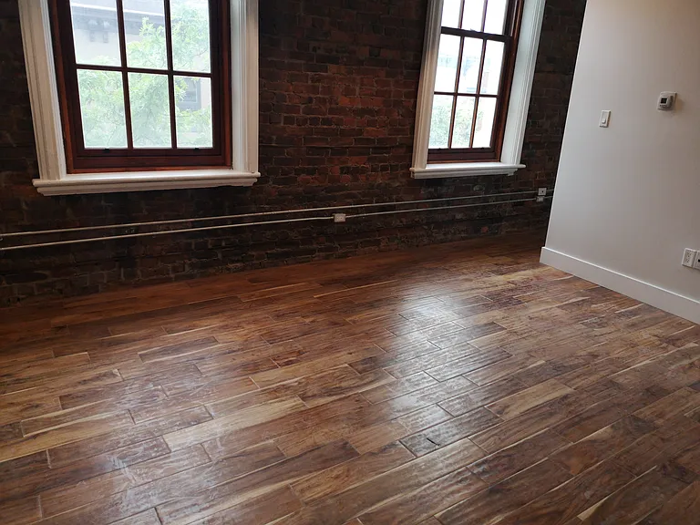 85 King St E — Photo 15