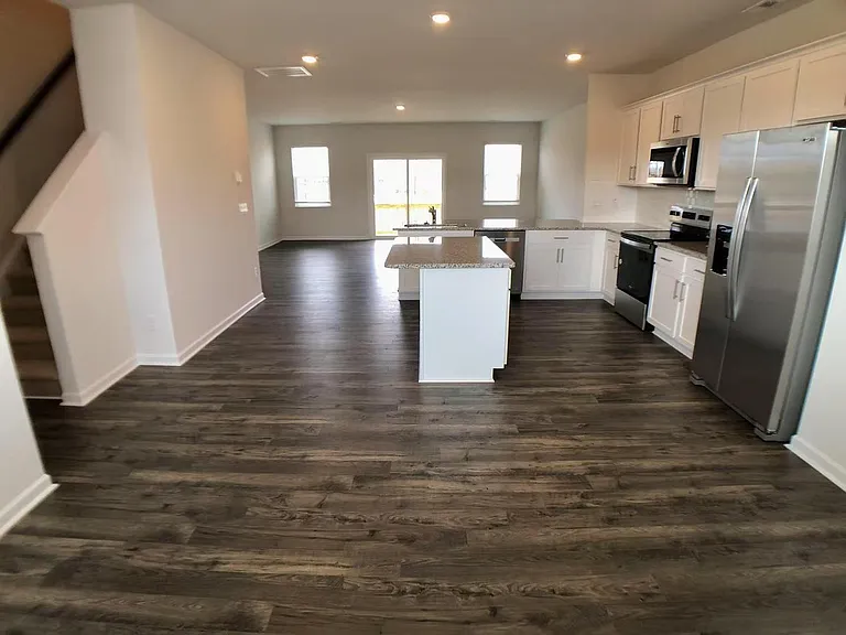 720 Dorset Stream Dr — Photo 2