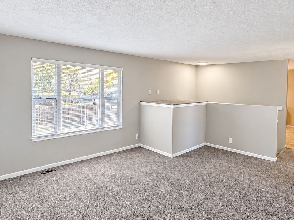 1st image of 808 Peach St APT 2